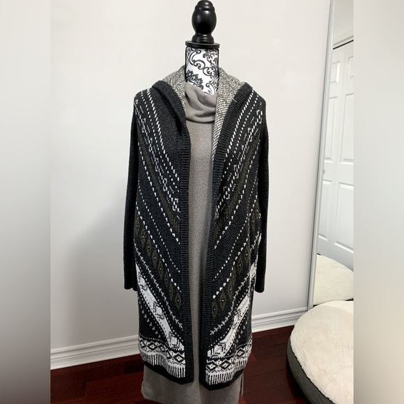 Abercrombie and Fitch long knitted cardigan with hoodie - Picture 1 of 3